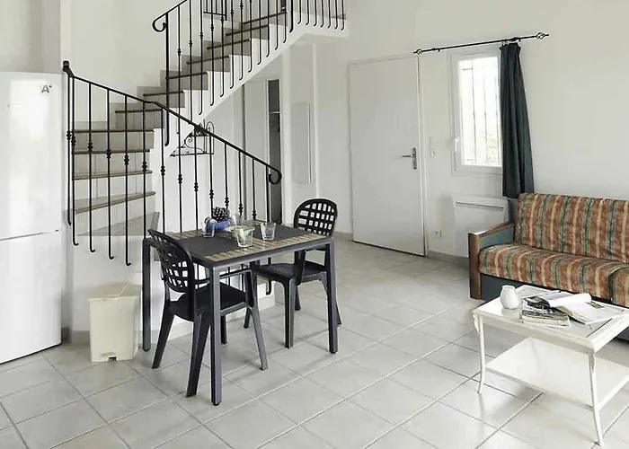 Tamaris 2 منتزه العطل بورتو فيكشْيو